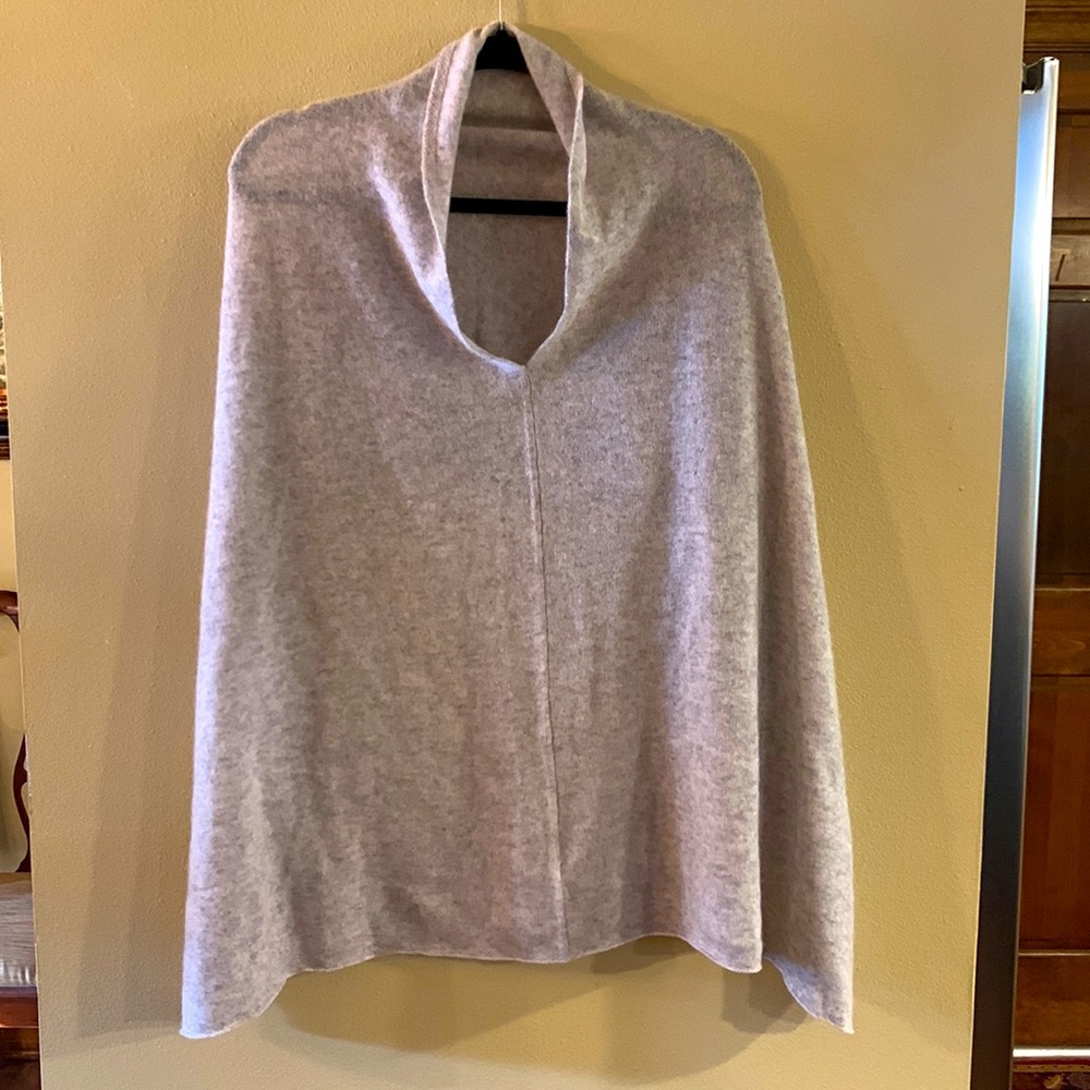 Cashmere poncho, never worn, like new condition